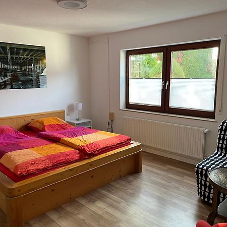 Ruhige Wohnung In Feldrandlage Massenbachhausen Экстерьер фото